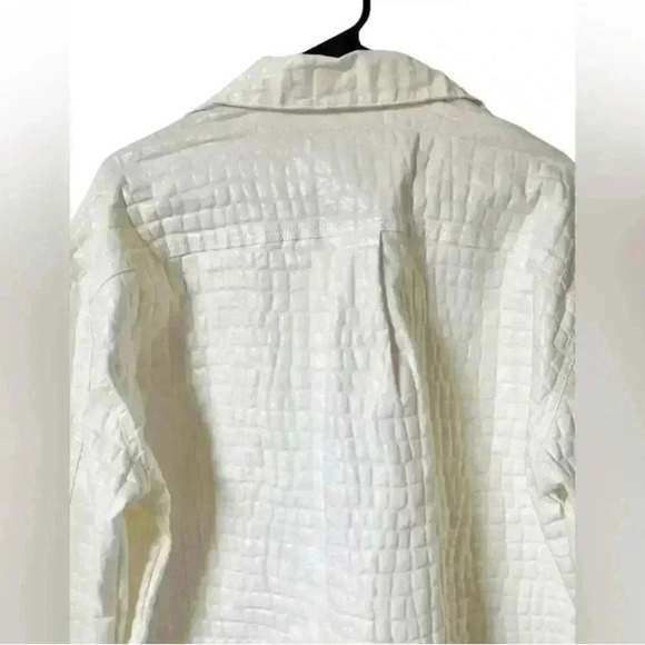 Good American Shiny Croc Print Oversized White Button Up Shacket - Picture 11 of 14